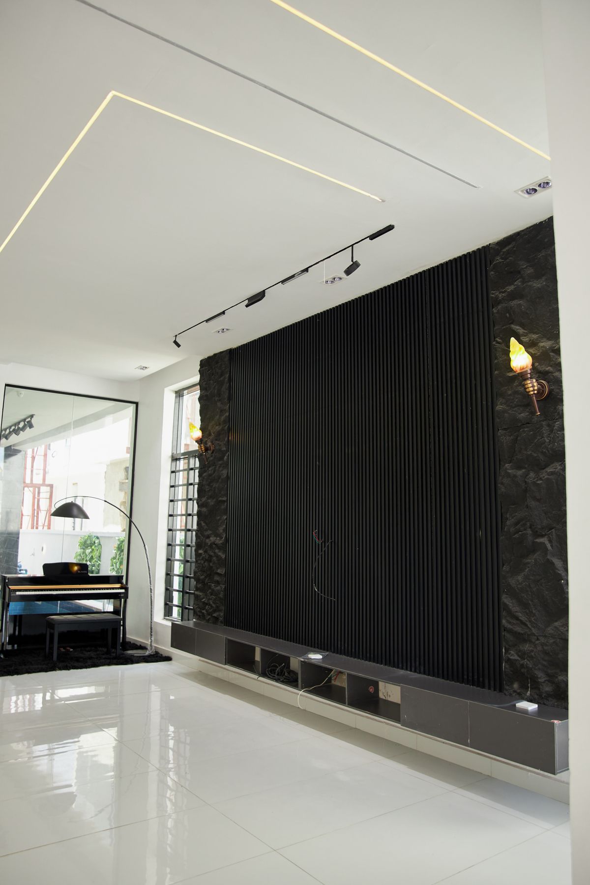 ¿Cuánto cuesta unir la cocina con el living derribando un tabique?