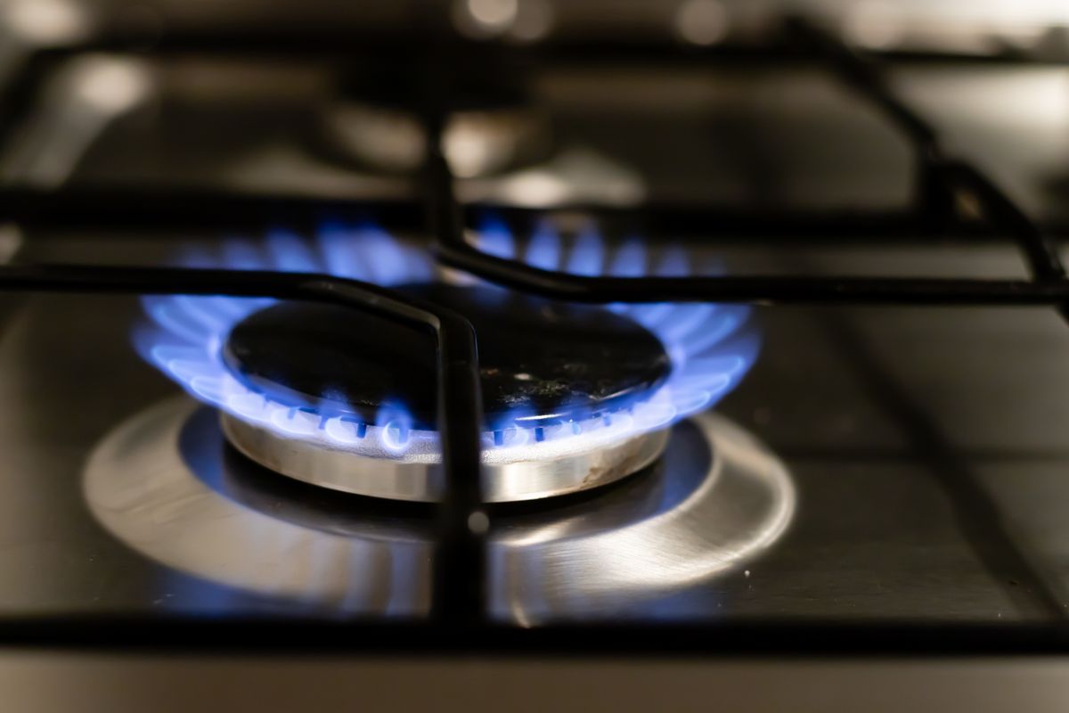 Olor a gas en la casa: qué hacer y cuándo es una emergencia