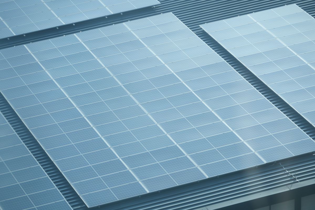 Paneles solares en el techo: qué revisar antes de instalarlos